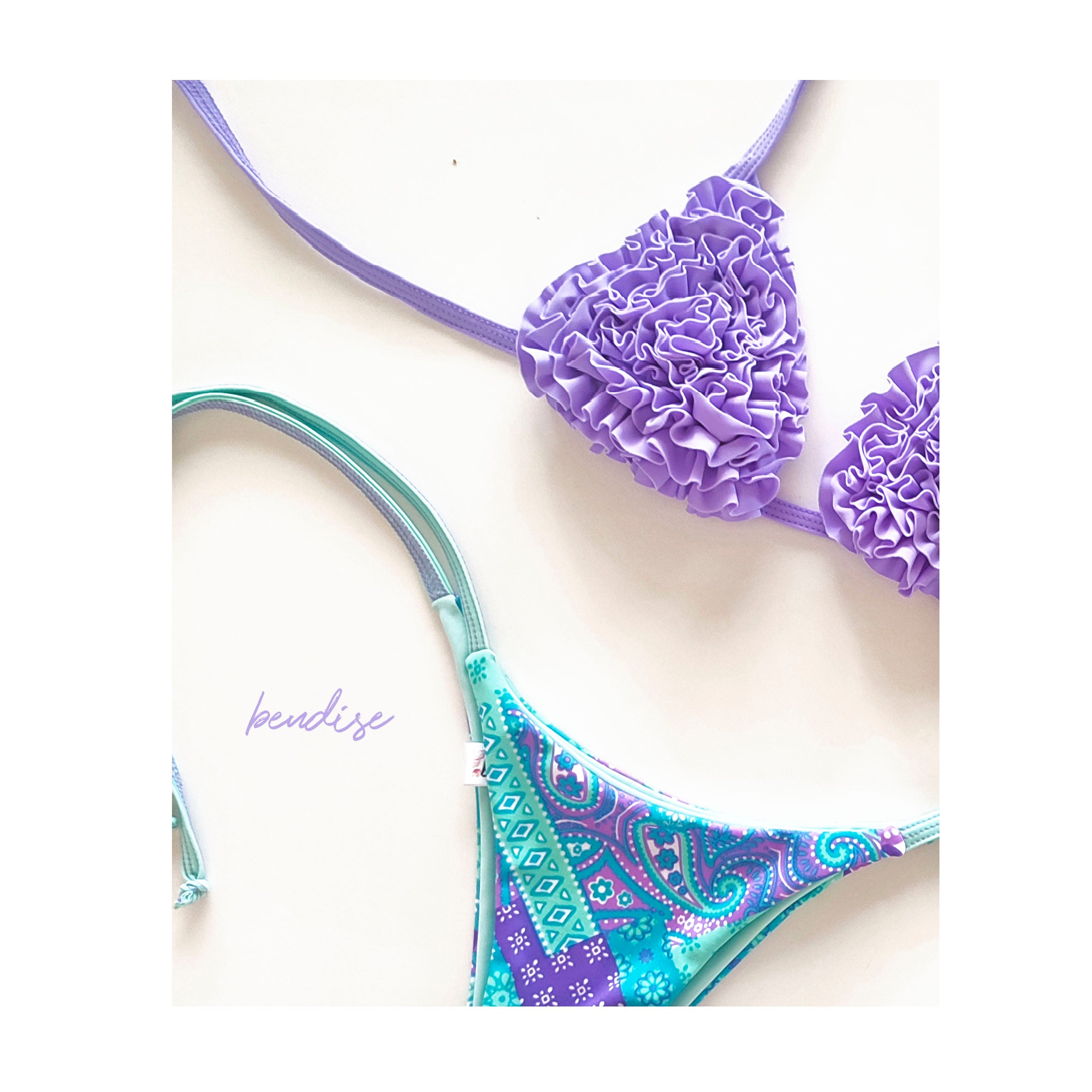 Bikini conjunto Lila Mil Vuelitos + Tanga reversible