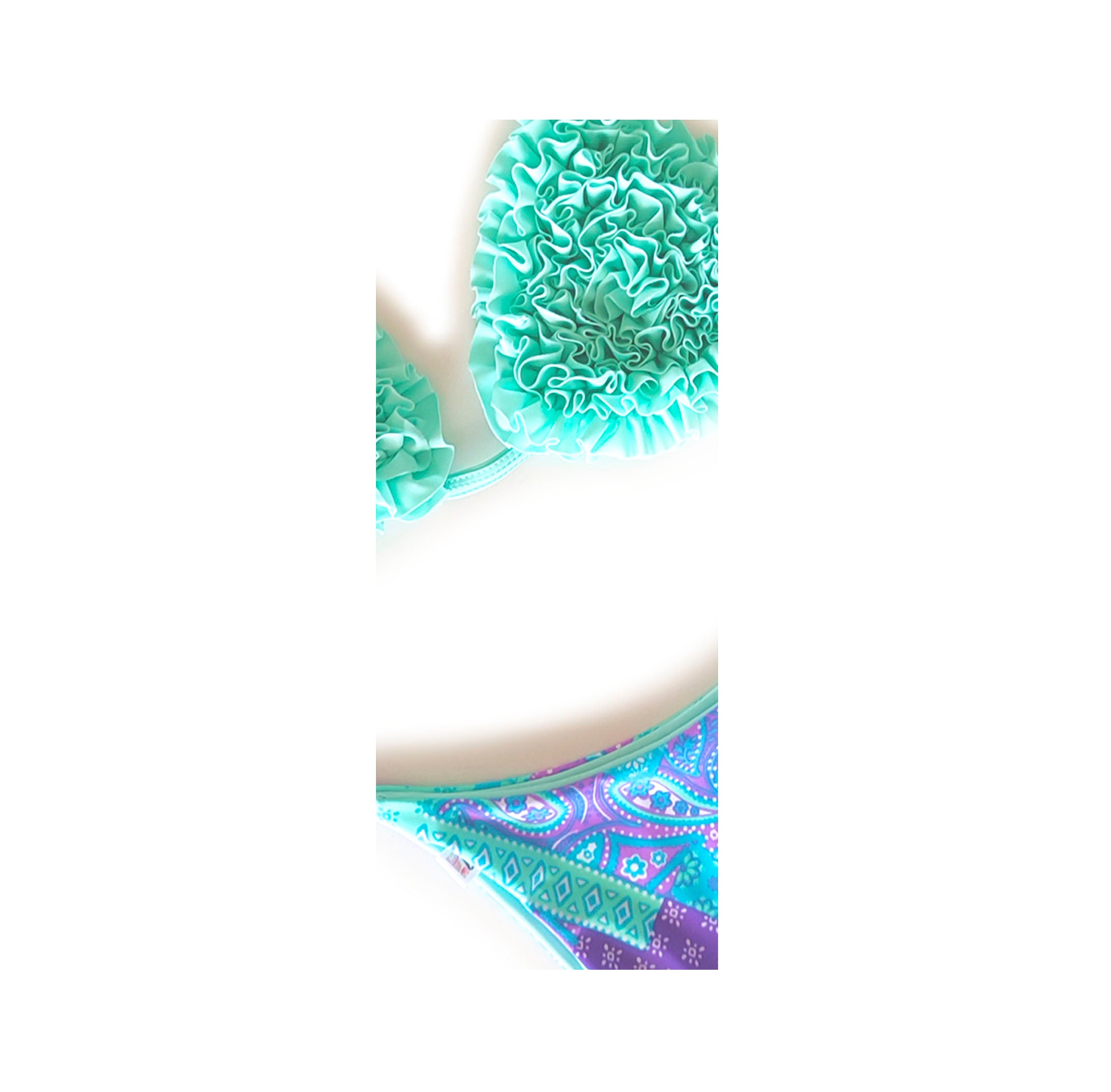 Bikini Conjunto Mil Vuelitos + Tanga Turquesa reversible