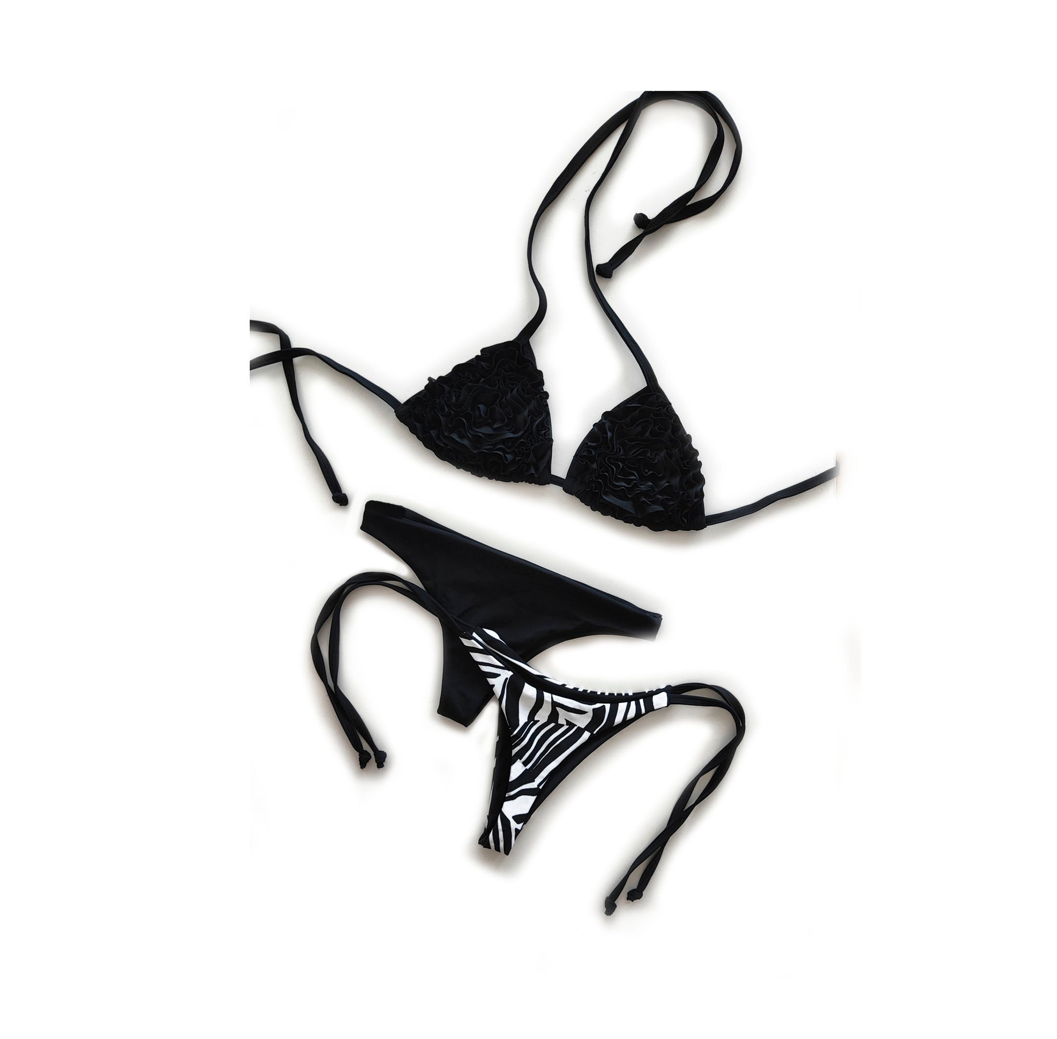 Bikini conjunto negro Mil Vuelitos + Tanga o Culote