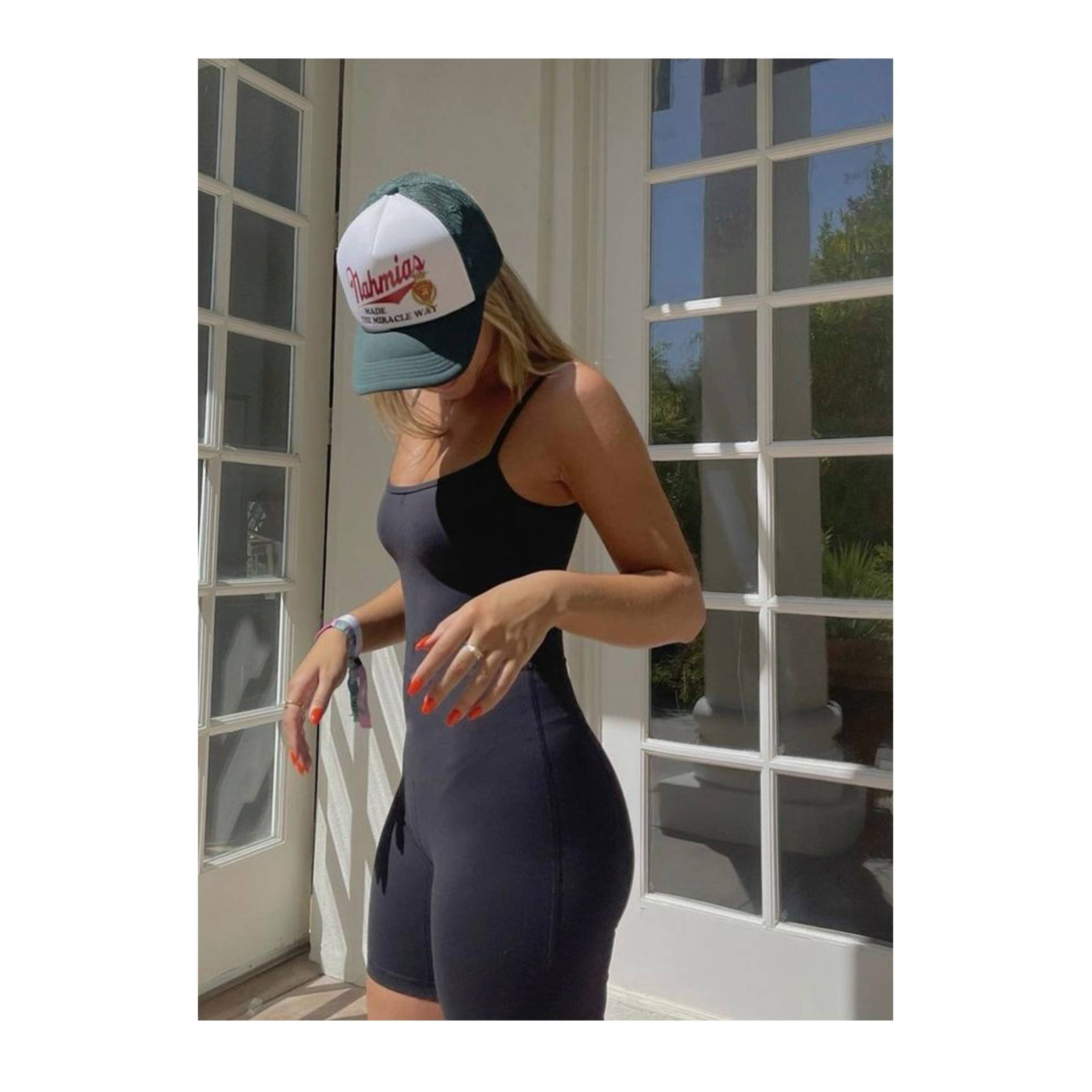 Enterito short con tirantes