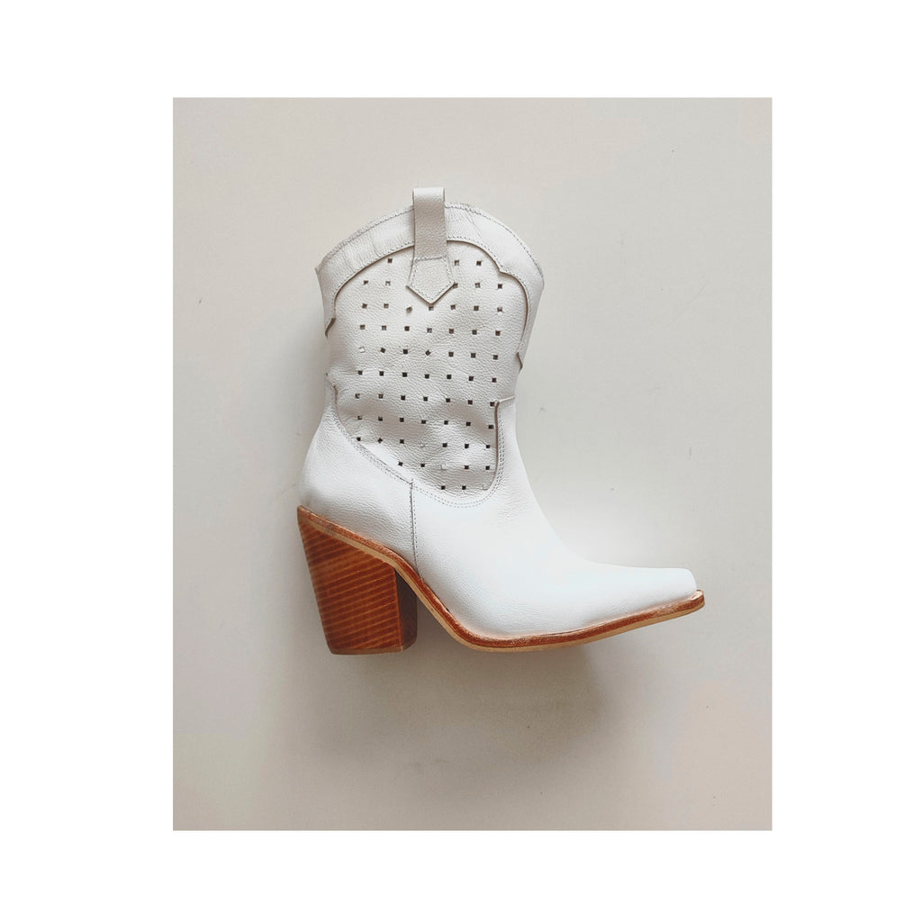 Botines Caña Perforada | Personalizables