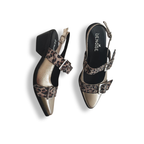 Zapato Horma en Punta Cuero Dorado Correas Animal Print